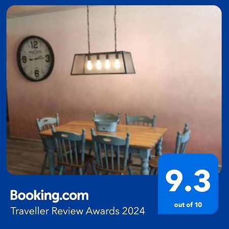 Rebak Place- A Bright & Charming Getaway Марсаскала Екстериор снимка